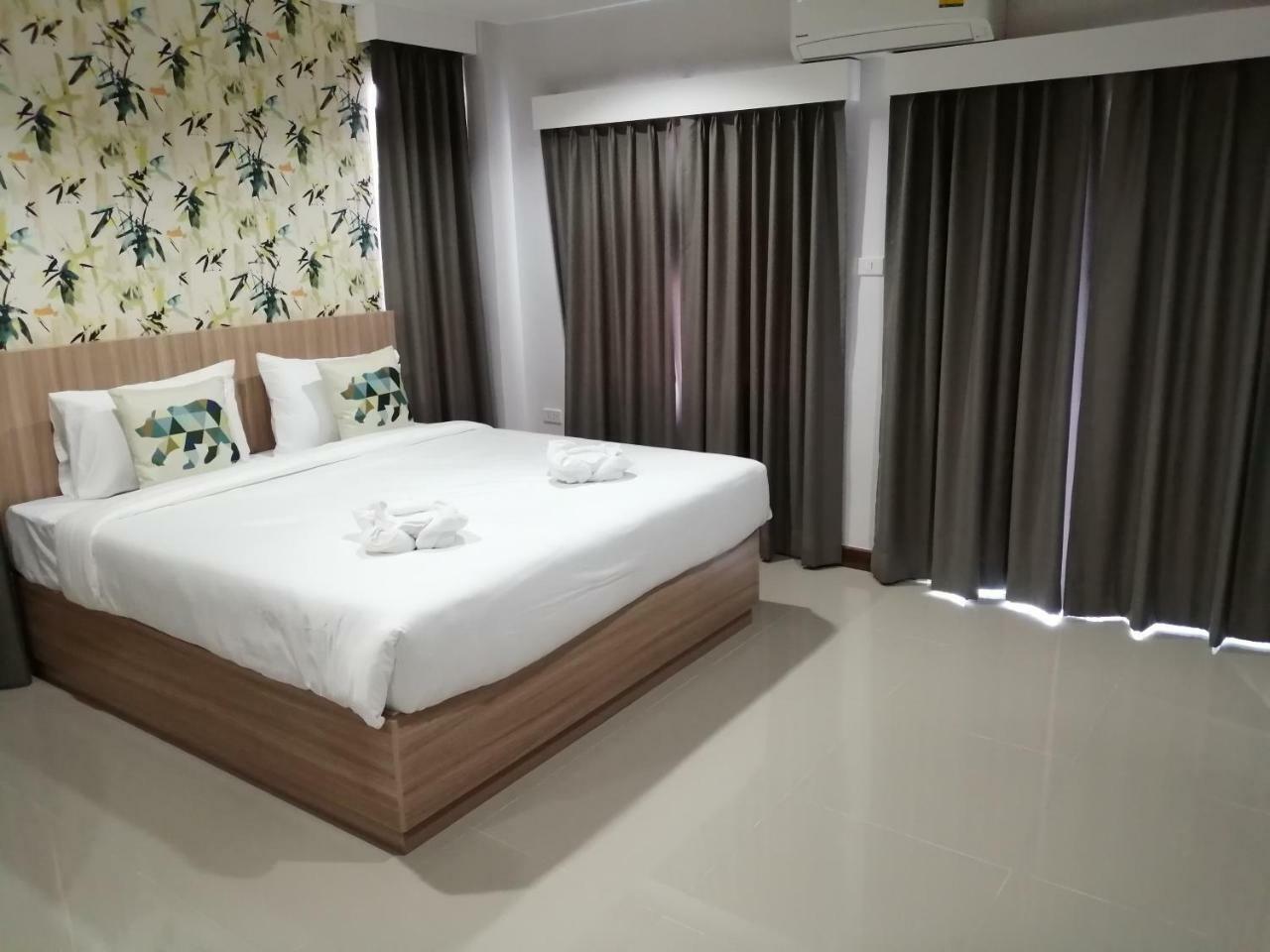 The Like Hotel Udon Thani Esterno foto